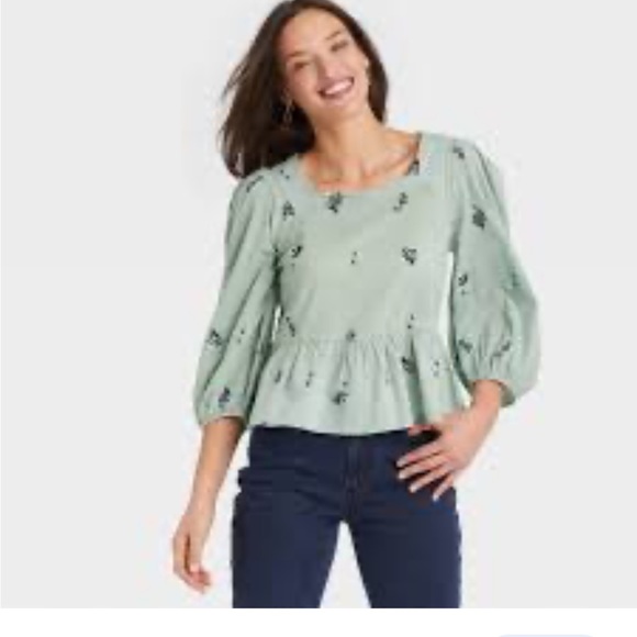 Universal Thread | Tops | Universal Thread Peplum Top Medium Square ...